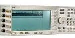 Agilent (HP) E4420A Analog RF Signal Generator w/ Built in Function Generator, 250 kHz to 2000 MHz