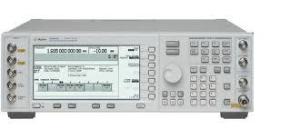 Agilent (HP) E4430B 1 GHz Digital RF Signal Generator, 35 MHz RF Modulation Bandwidth