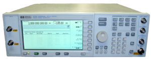 Agilent (HP) E4431A RF Signal Generator with Built-in Digital Modulation Formats for DECT, GSM, NADC, PDC, PHS, and TETRA
