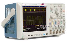 Tektronix MSO5204B Mixed Signal Oscilloscope